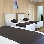 Amh דורס