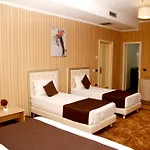 Amh מלון 4*