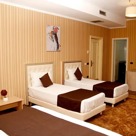Amh Hotel 4*