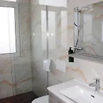 Amh Hotell 4*